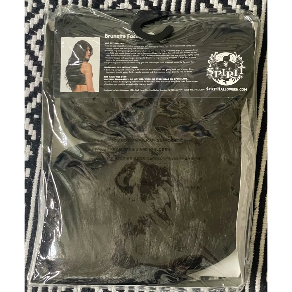 Spirit Halloween Brunette Fashion Curl Wig